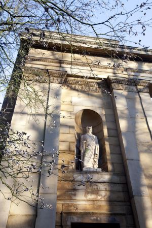 heaton hall collonade 3 sm.jpg